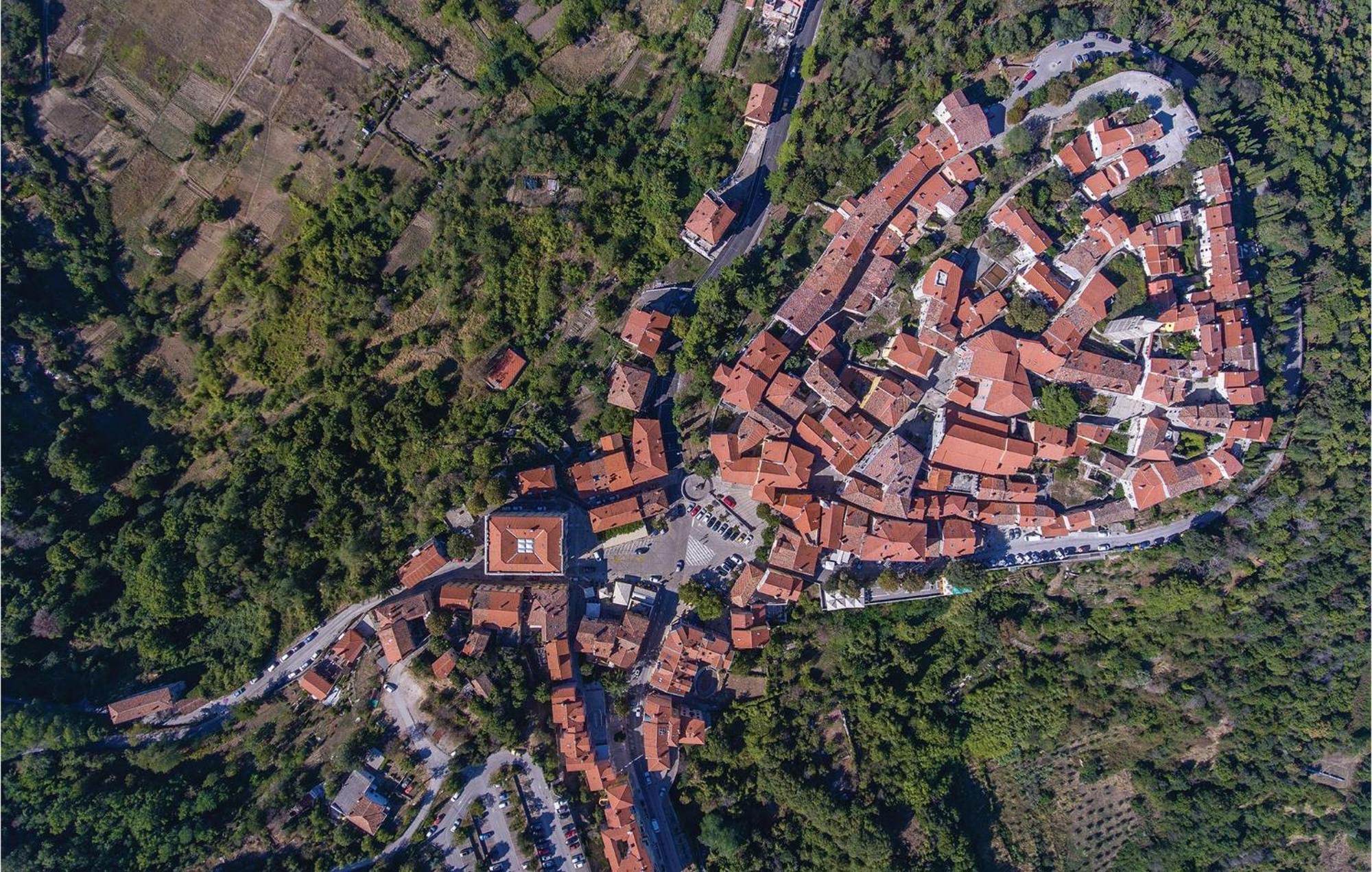 2 Bedroom Lovely Apartment In Labin Labin  Exterior photo